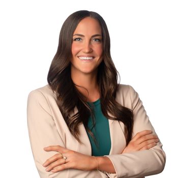 Portrait of Maddie Comfort, REALTOR®.